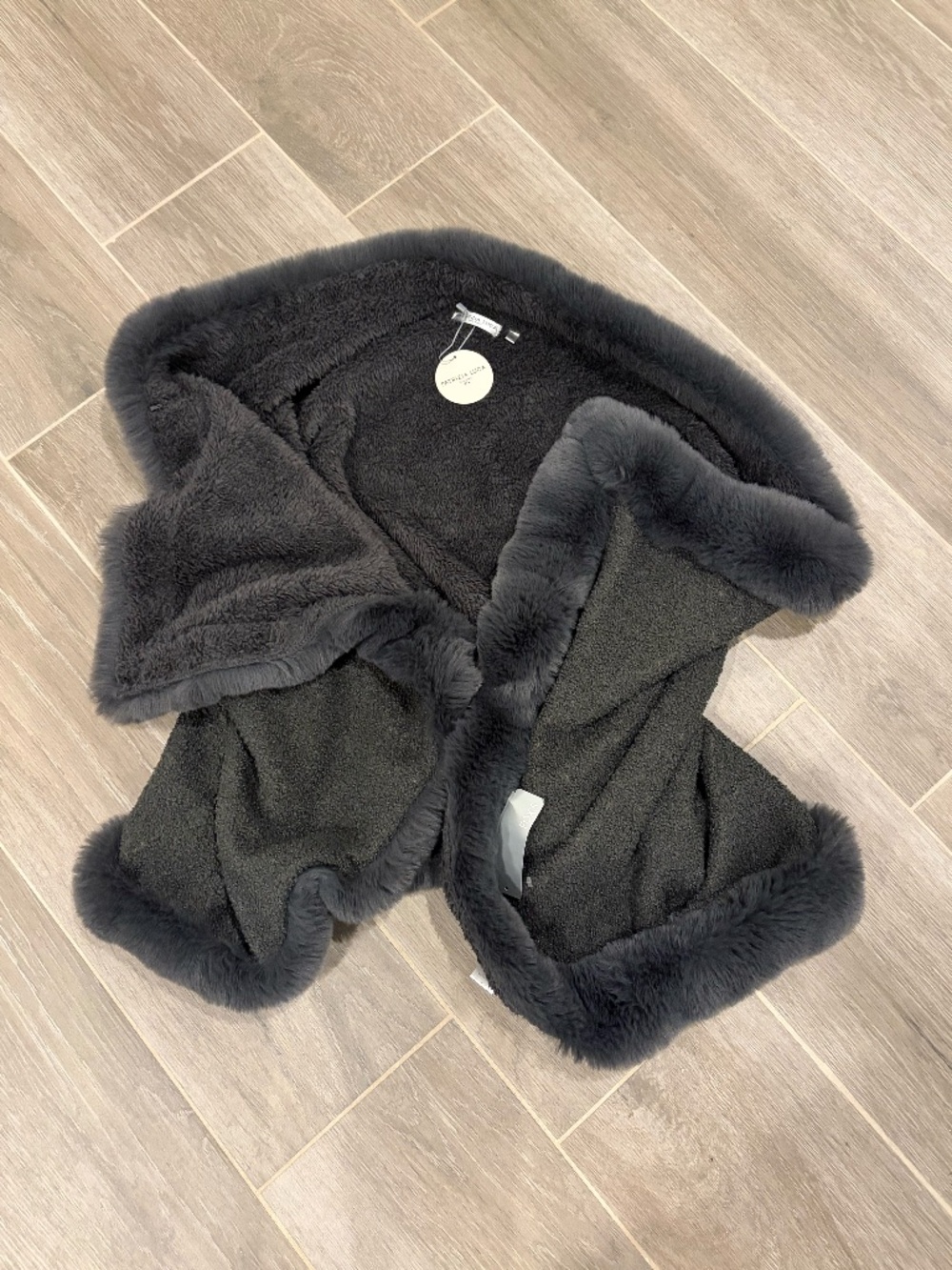 Patrizia Luca Milano Shawl